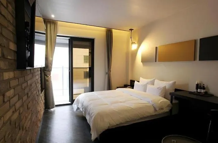 To Heaven Nampo Motel