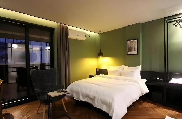 To Heaven Nampo Motel 2*